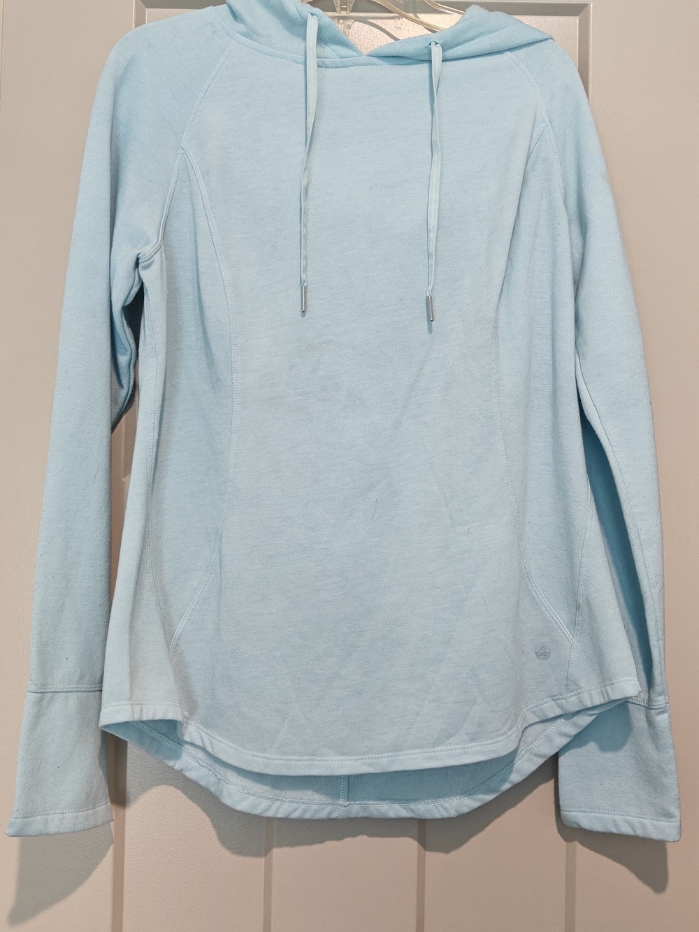 Women’s Light Blue Hooded Pullover Sweatshirt